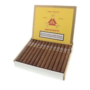 MONTECRISTO CHURCHILLS AÑEJADOS CIGAR